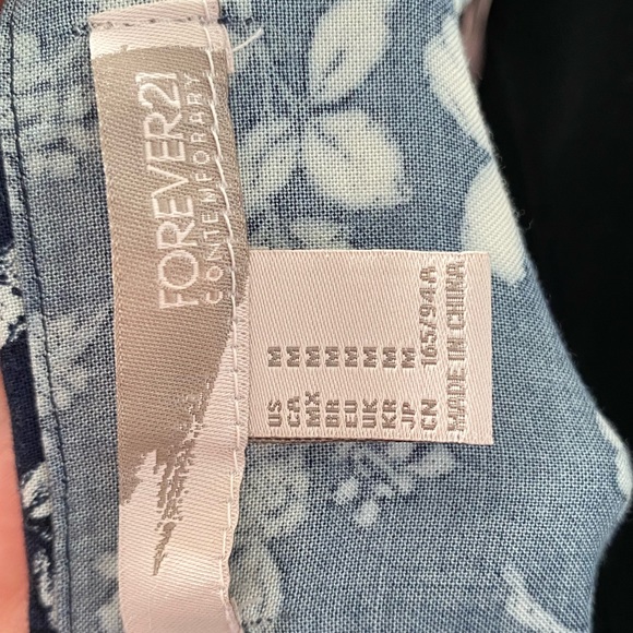 Navy Blue Floral Square Neck size Medium - Picture 16 of 16